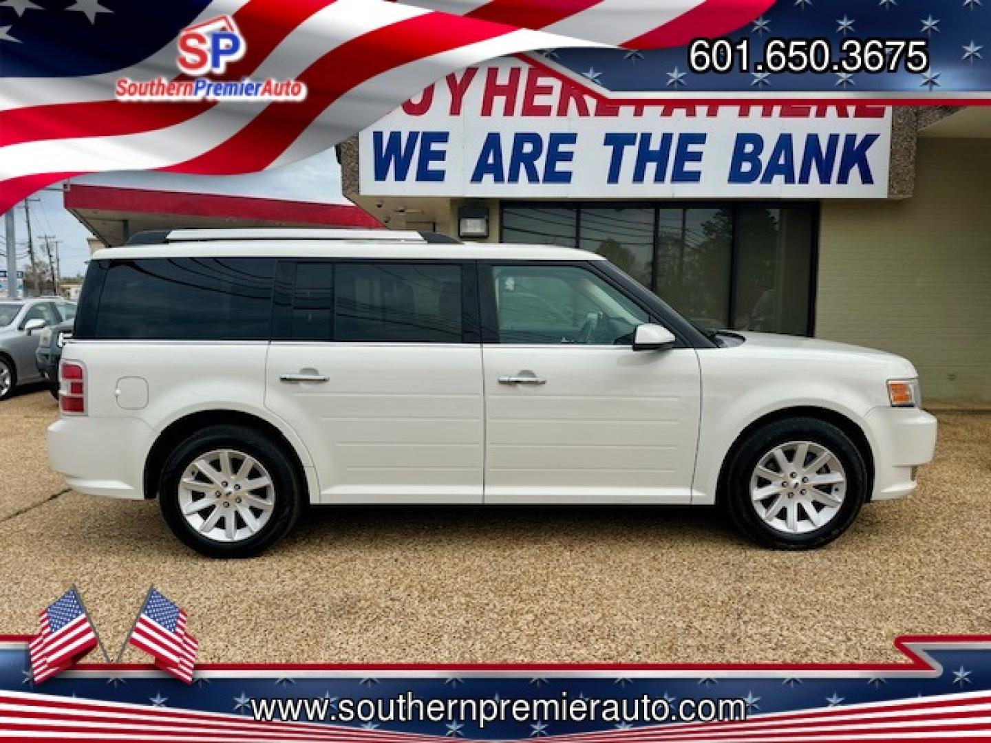 2012 WHITE /Black leather FORD FLEX SEL SEL W/ Leather (2FMGK5CC6CB) with an 3.5L V6 DOHC 24V engine, 6-Speed overdrive transmission, located at 922 W. Beacon St., Philadelphia, MS, 39350, (601) 650-3675, 32.770447, -89.127151 - Title: 2012 Ford Flex SEL FWD Year: 2012 Make: Ford Model: Flex Engine: 3.5L V6 DOHC 24V Body: SPORT UTILITY 4-DR Transmission: 6-Speed overdrive Drive Type: FWD Mpg City: 17 Mpg: 24 Trim: SEL - Photo#6